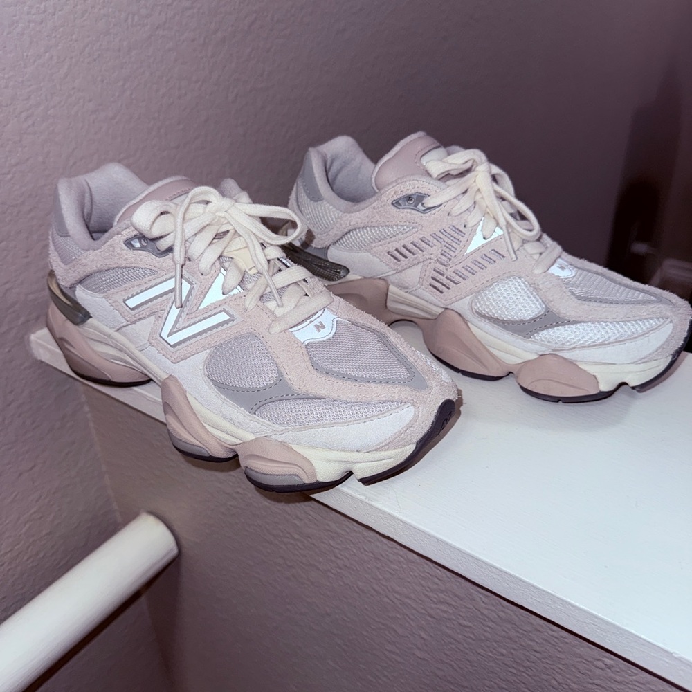 New Balance 9060 Women's - Picture 3 of 7